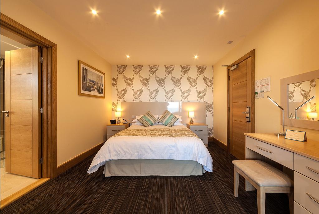 Biarritz Hotel St Brelade Room photo