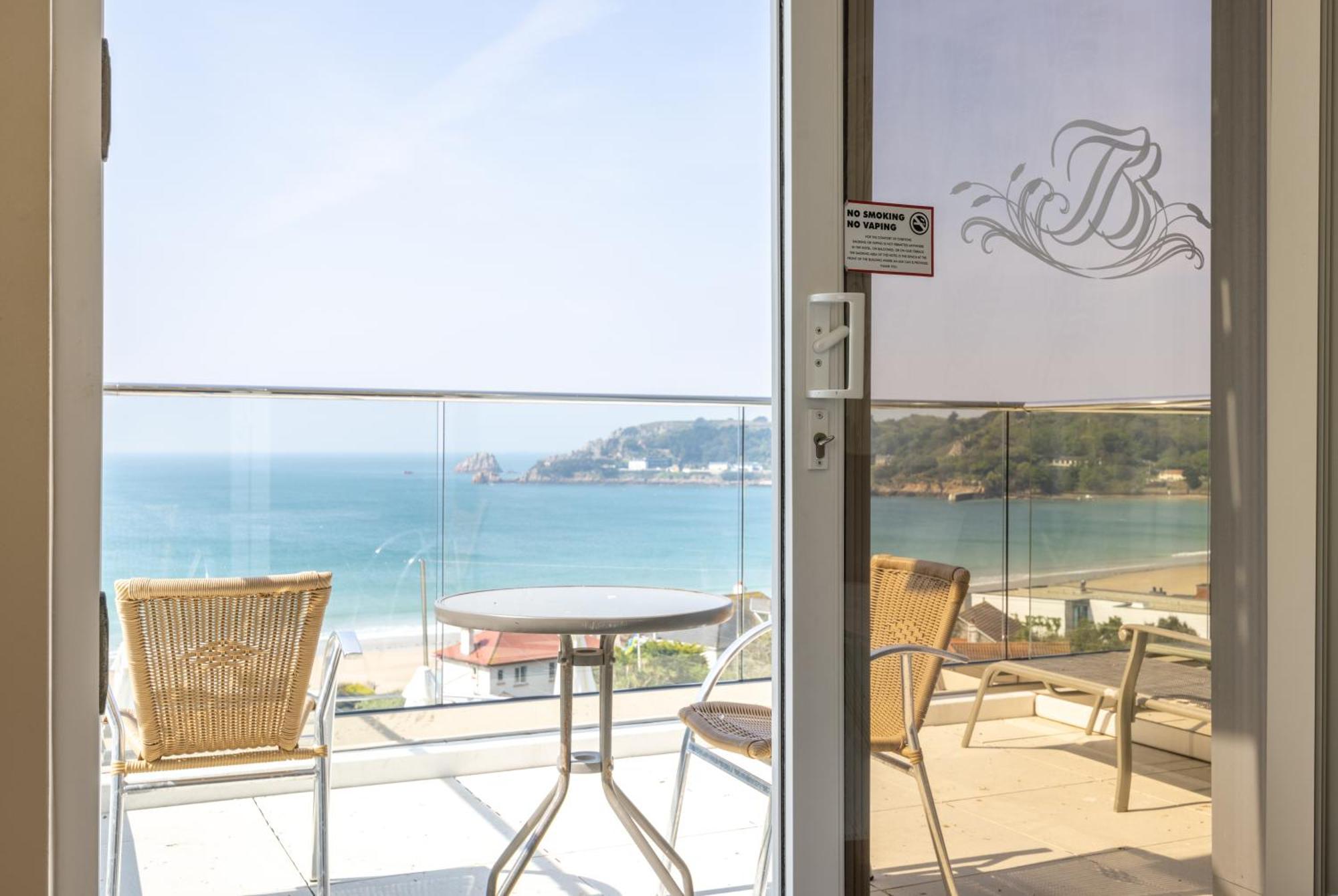 Biarritz Hotel St Brelade Exterior photo
