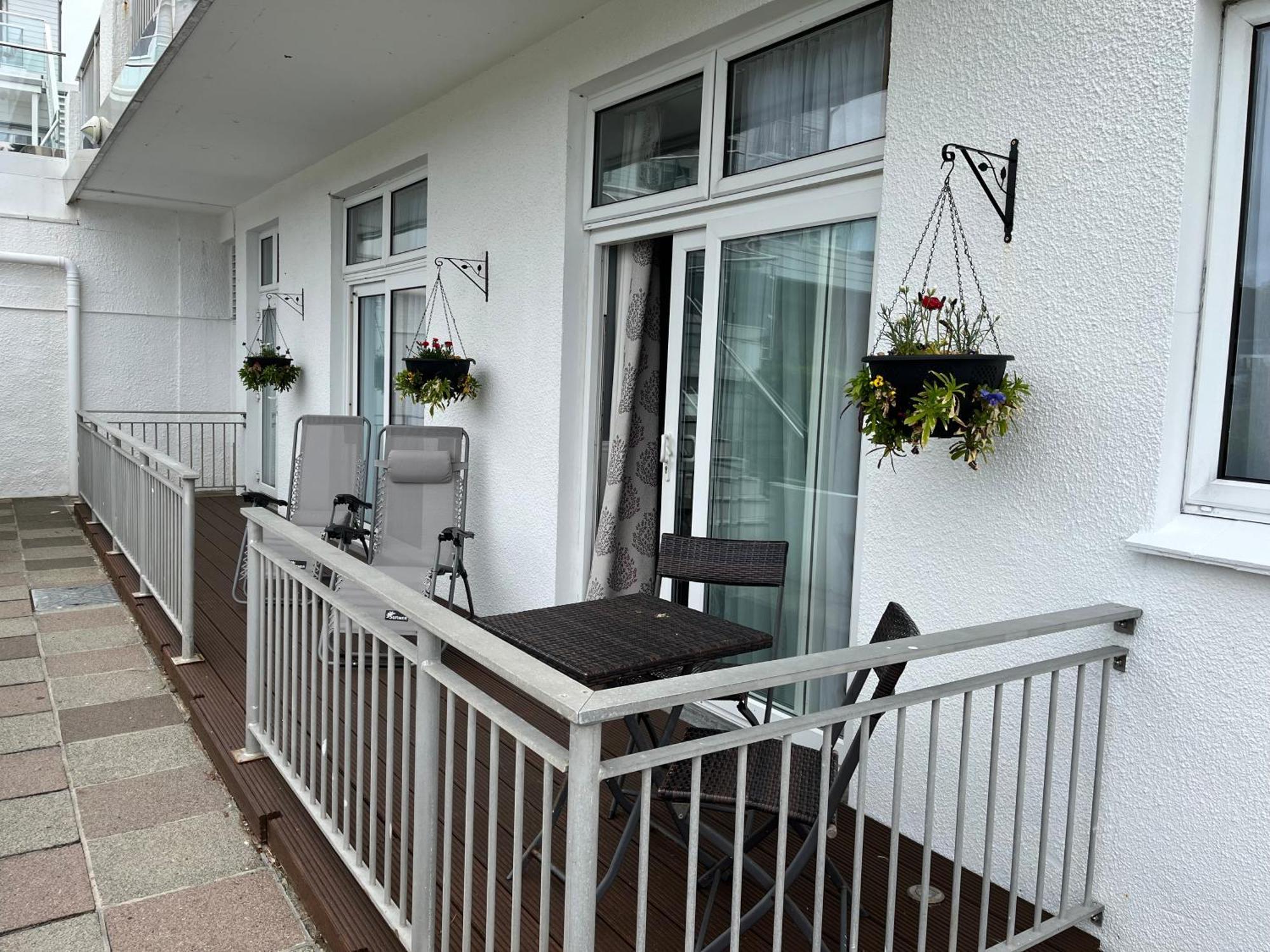 Biarritz Hotel St Brelade Exterior photo