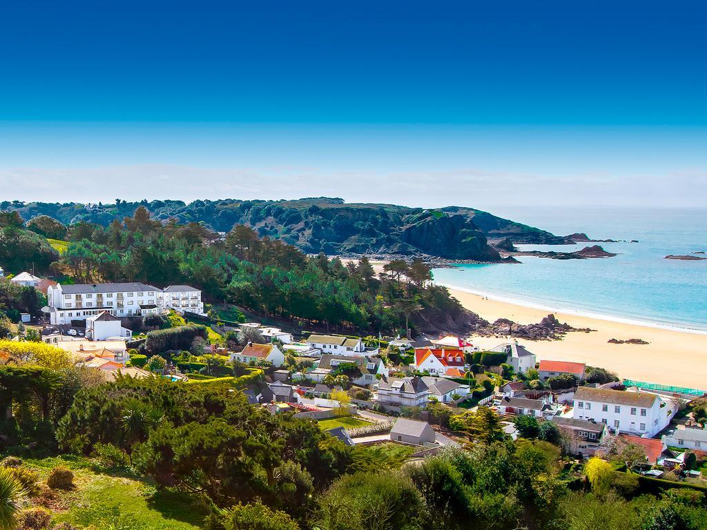 Biarritz Hotel St Brelade Exterior photo