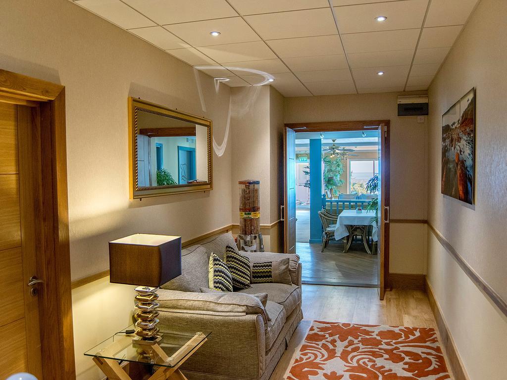 Biarritz Hotel St Brelade Exterior photo