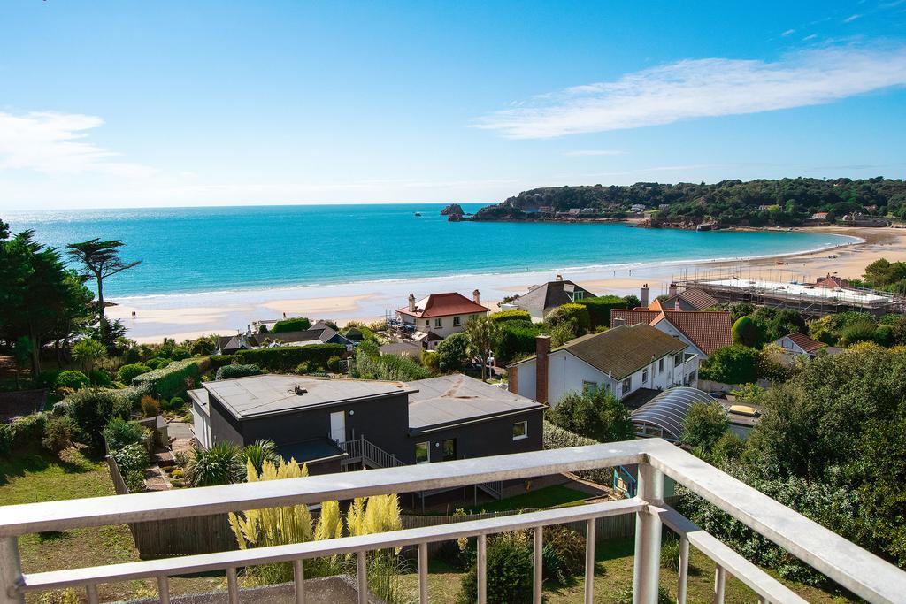 Biarritz Hotel St Brelade Exterior photo
